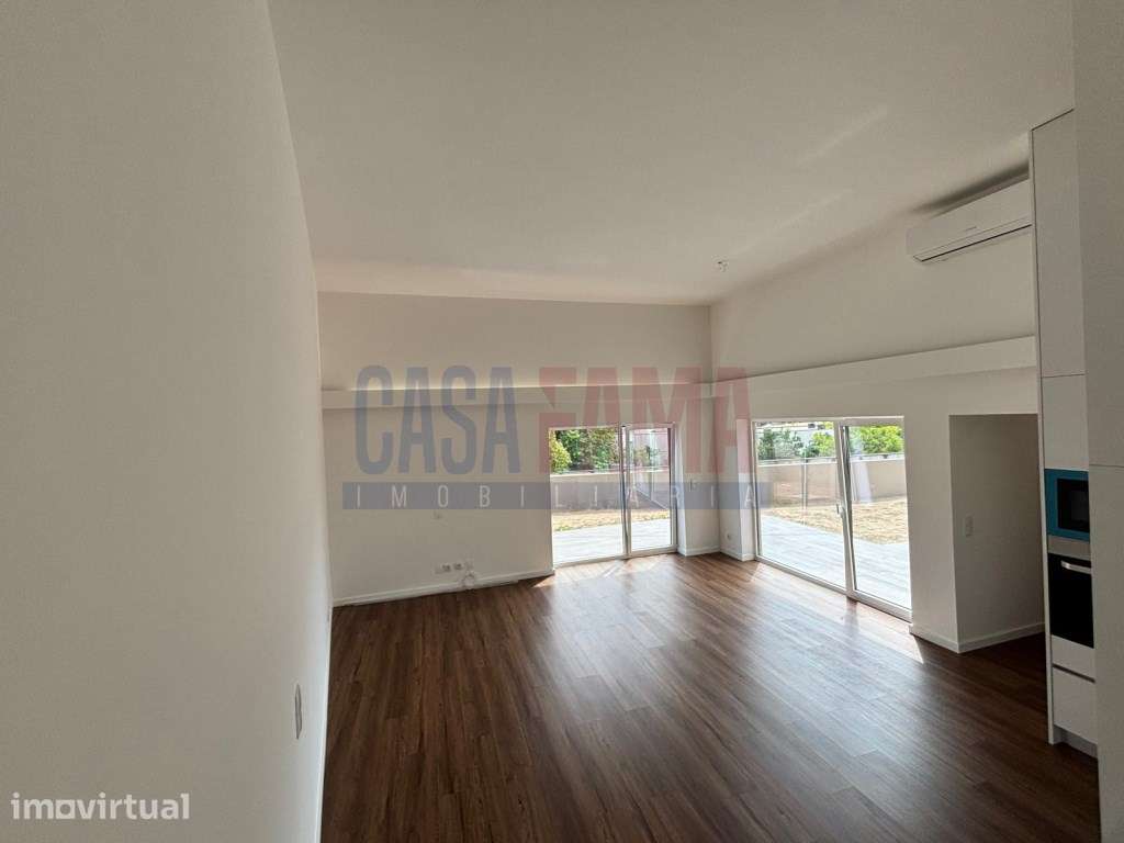 Moradia T2 Renovada com Jardim Privativo - Mouquim, Vila Nova de Fa... - Grande imagem: 5/20