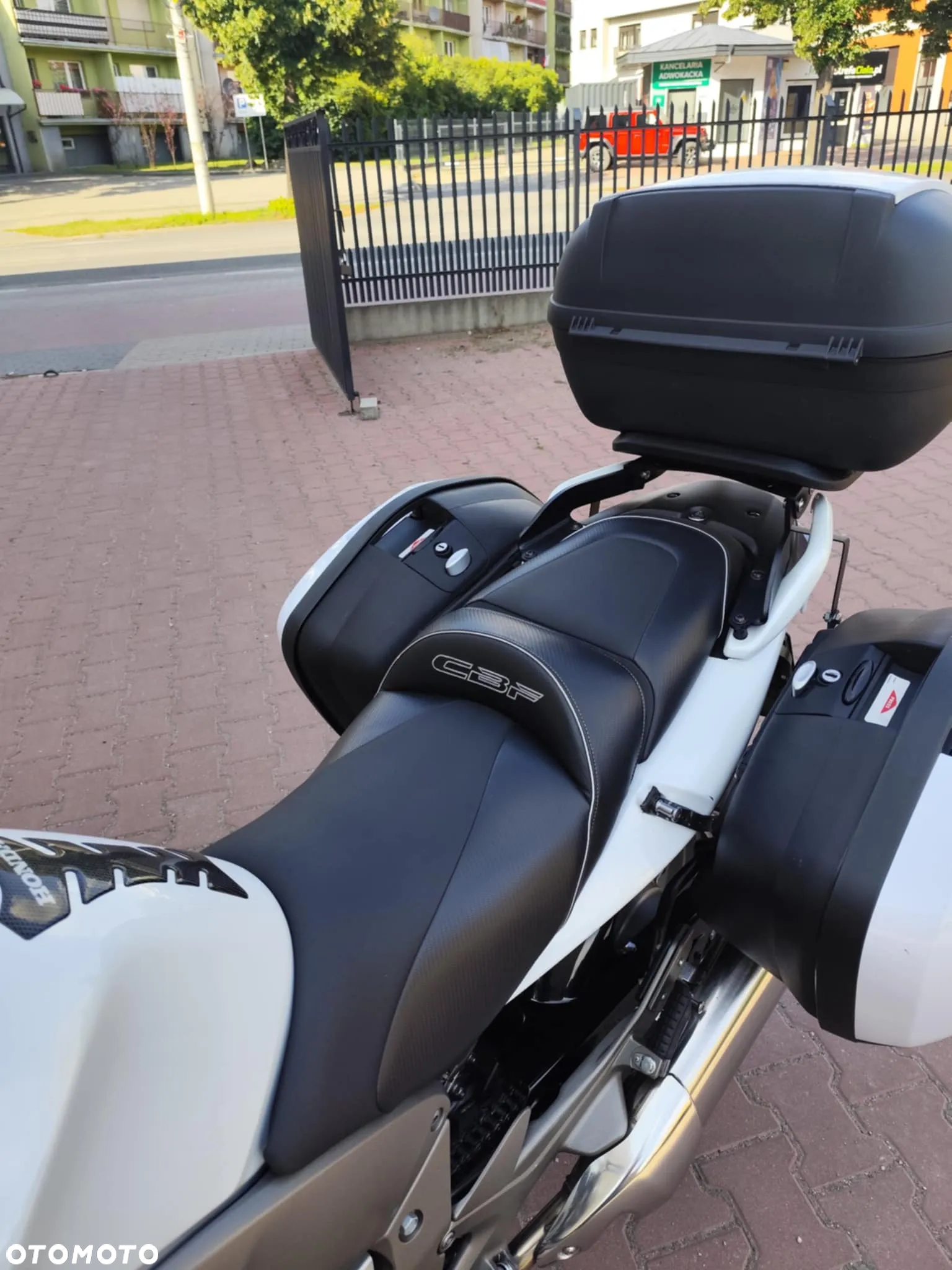 Honda CBF - 17