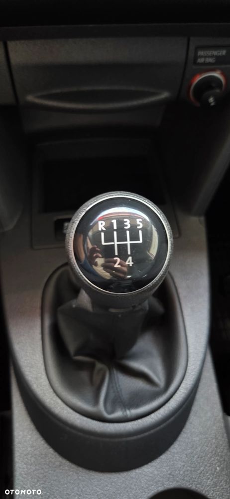 Volkswagen Caddy 1.6 (7-Si.) Edition 30 - 26