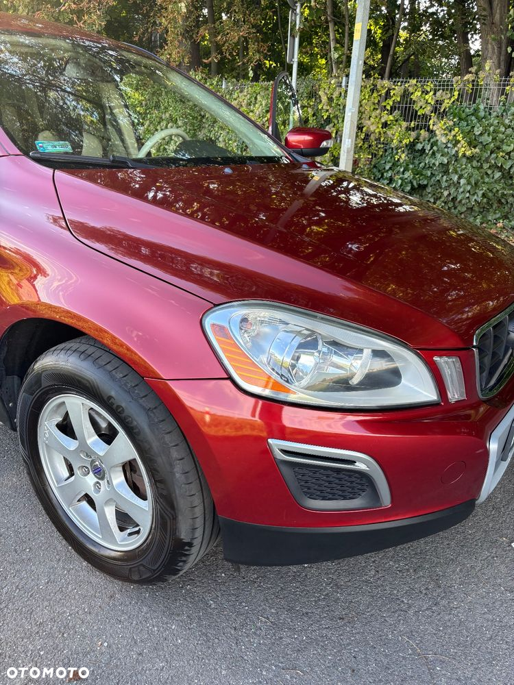 Volvo XC 60 2.4D AWD Momentum - 12