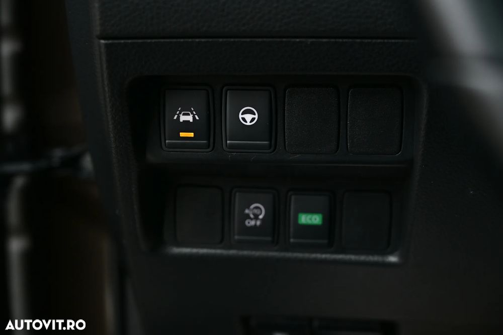 Nissan Qashqai 1.6 DCI Xtronic TEKNA+ - 20