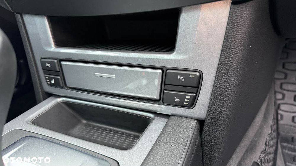 BMW Seria 5 520d Edition Exclusive - 33