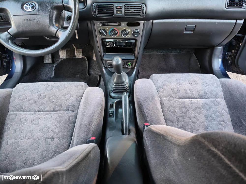 Toyota Corolla 1.4 VVT-i - 11