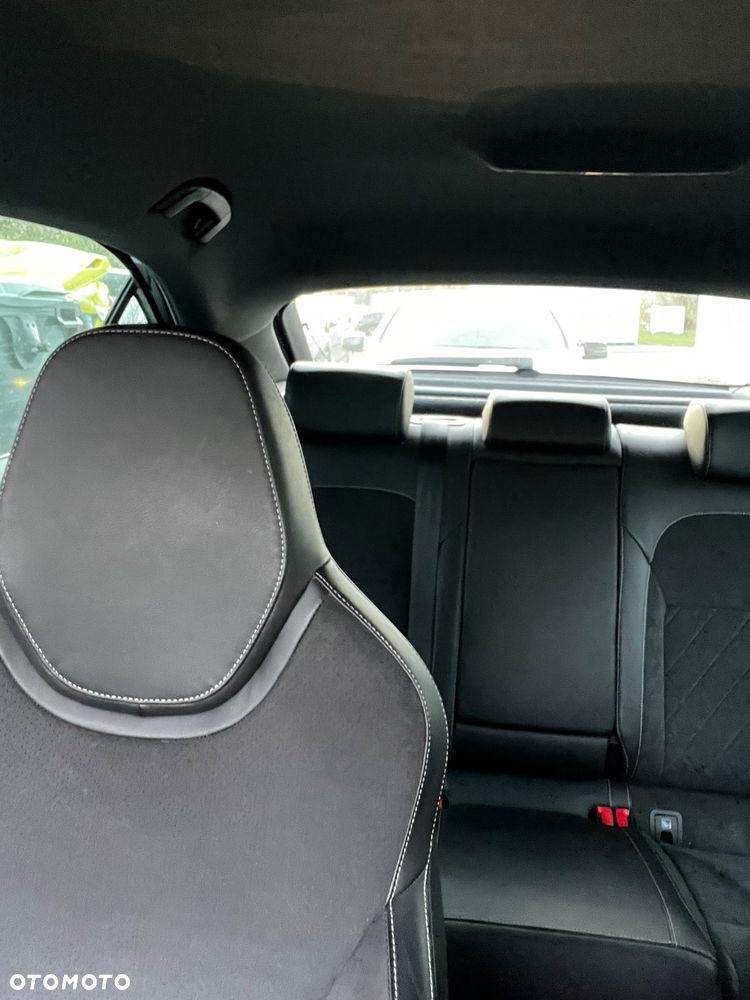 Skoda Superb 2.0 TDI Sportline DSG - 13