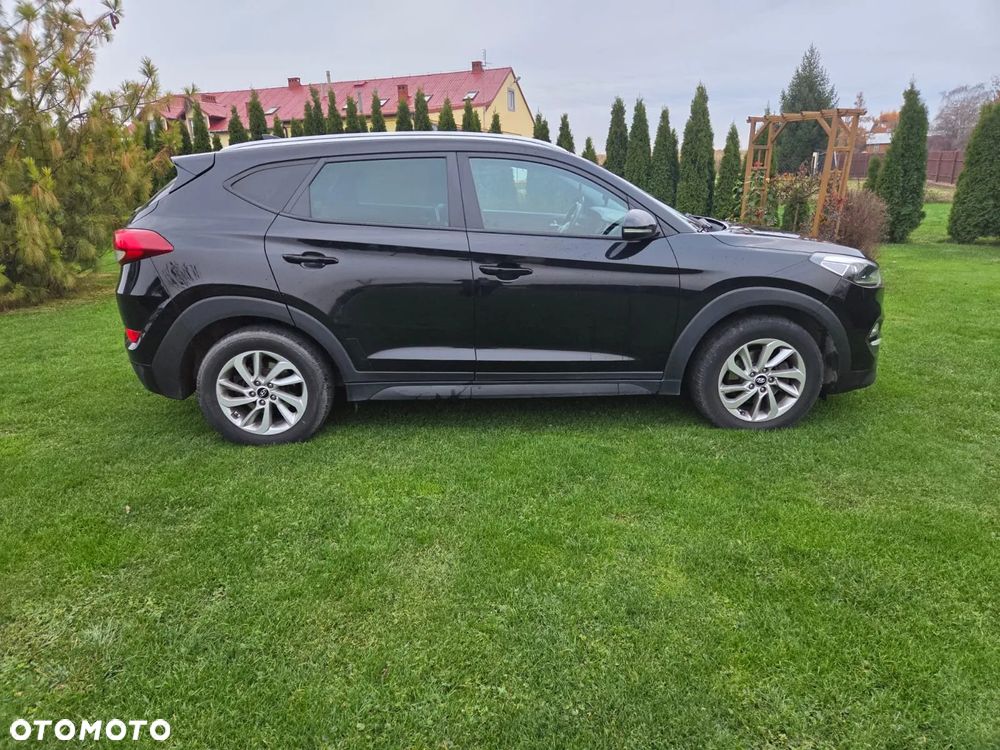 Hyundai Tucson 1.7 CRDI BlueDrive Classic 2WD - 12