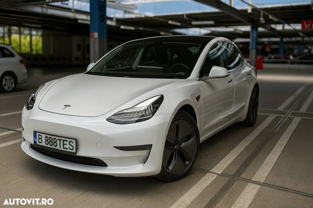 Tesla Model 3 Standard Reichweite Plus Hinterradantrieb - 2