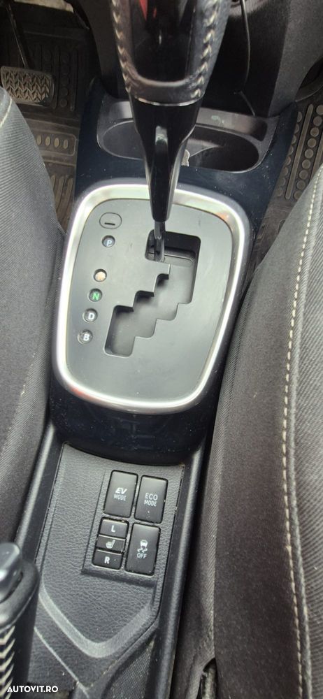 Toyota Yaris - 14