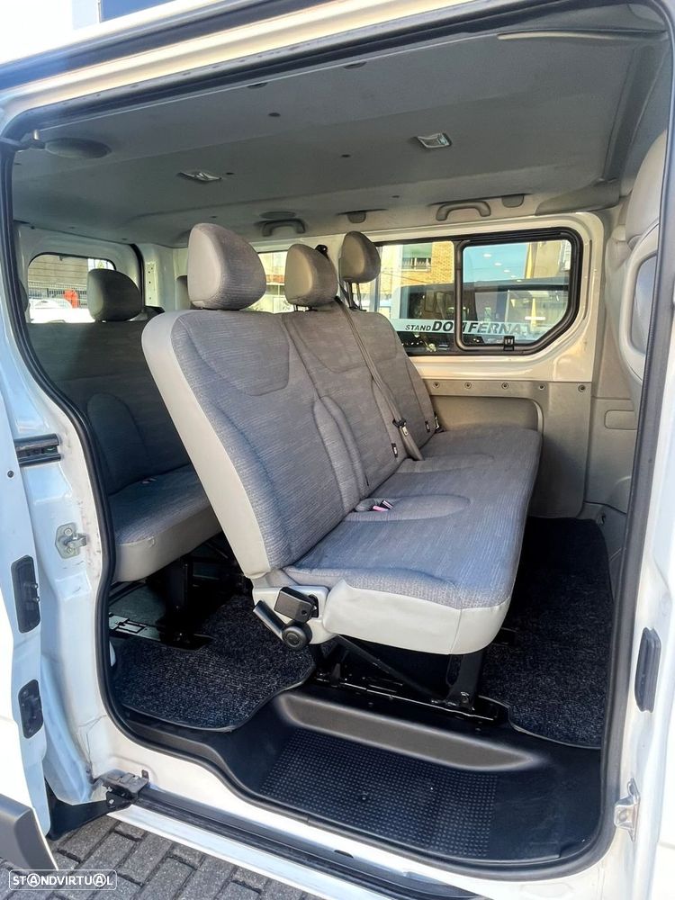 Renault Trafic - 12