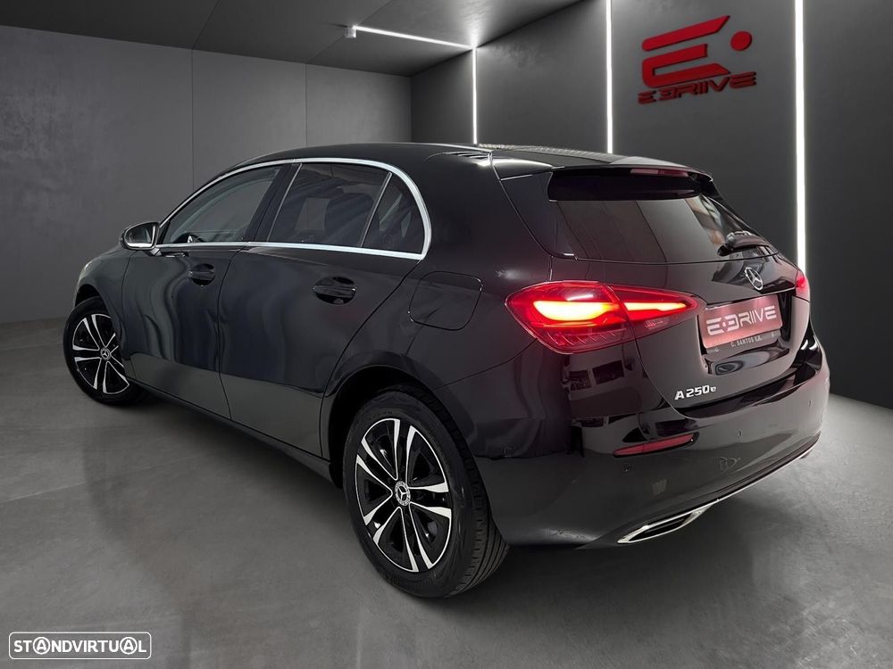 Mercedes-Benz A 250 - 6