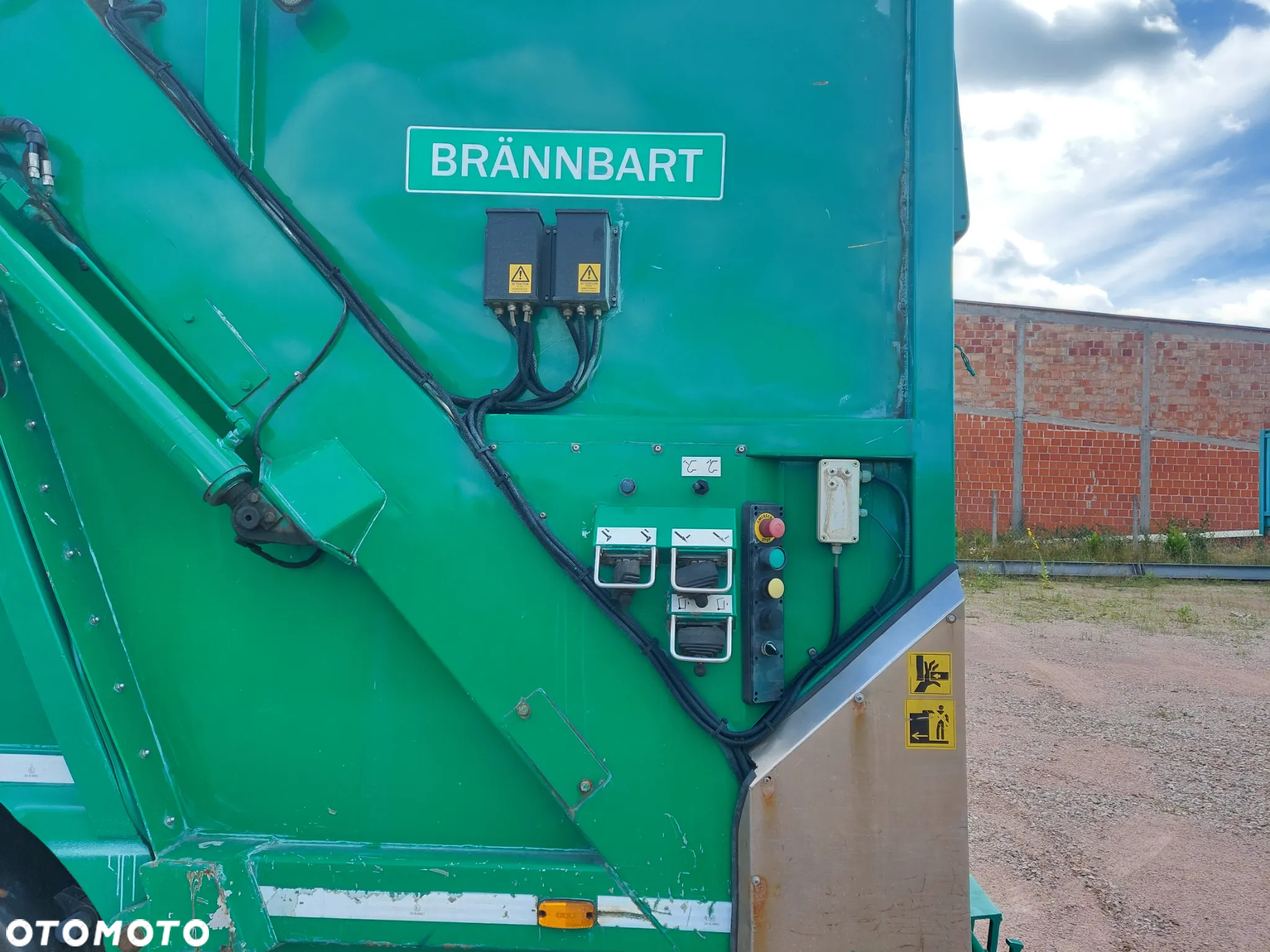 Mercedes-Benz Econic 2628 - 4