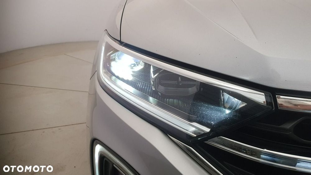 Volkswagen T-Roc - 11