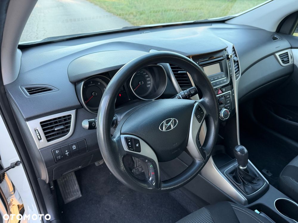 Hyundai i30 - 11