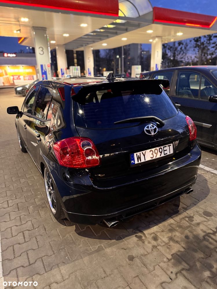 Toyota Auris 2.2 D-4D D-CAT - 13