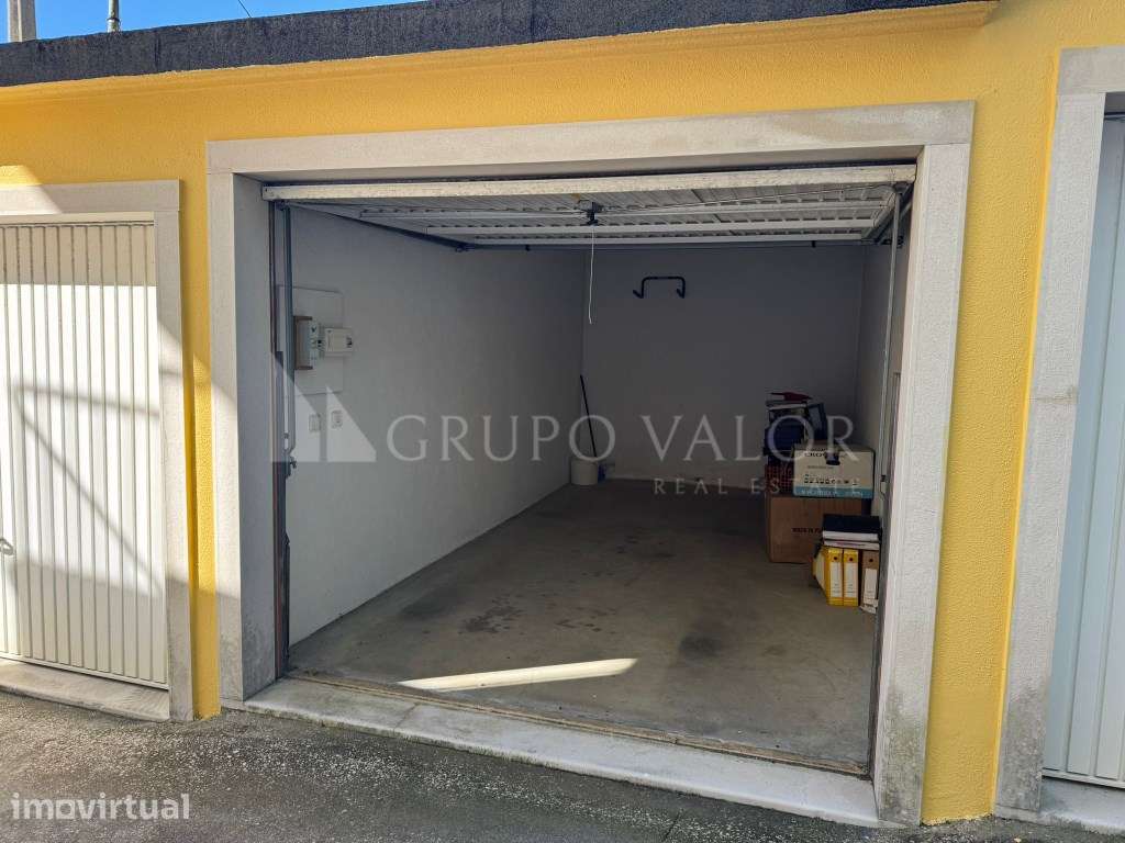 Garagem 18 m2 em Rio de Mouro - Grande imagem: 2/7