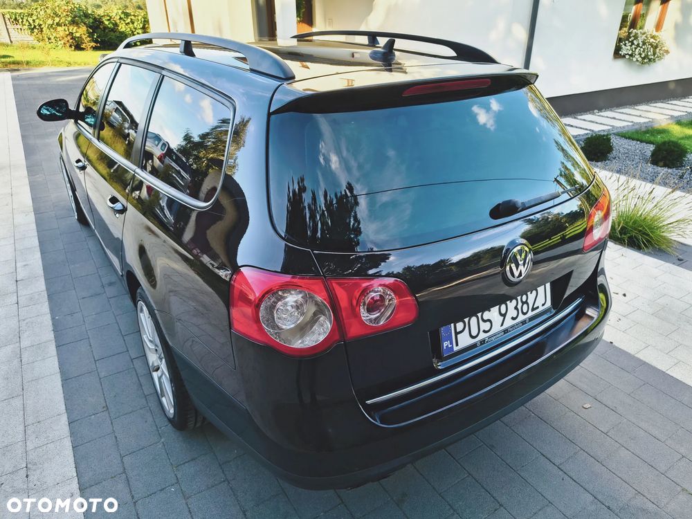 Volkswagen Passat 2.0 TDI Trendline - 12