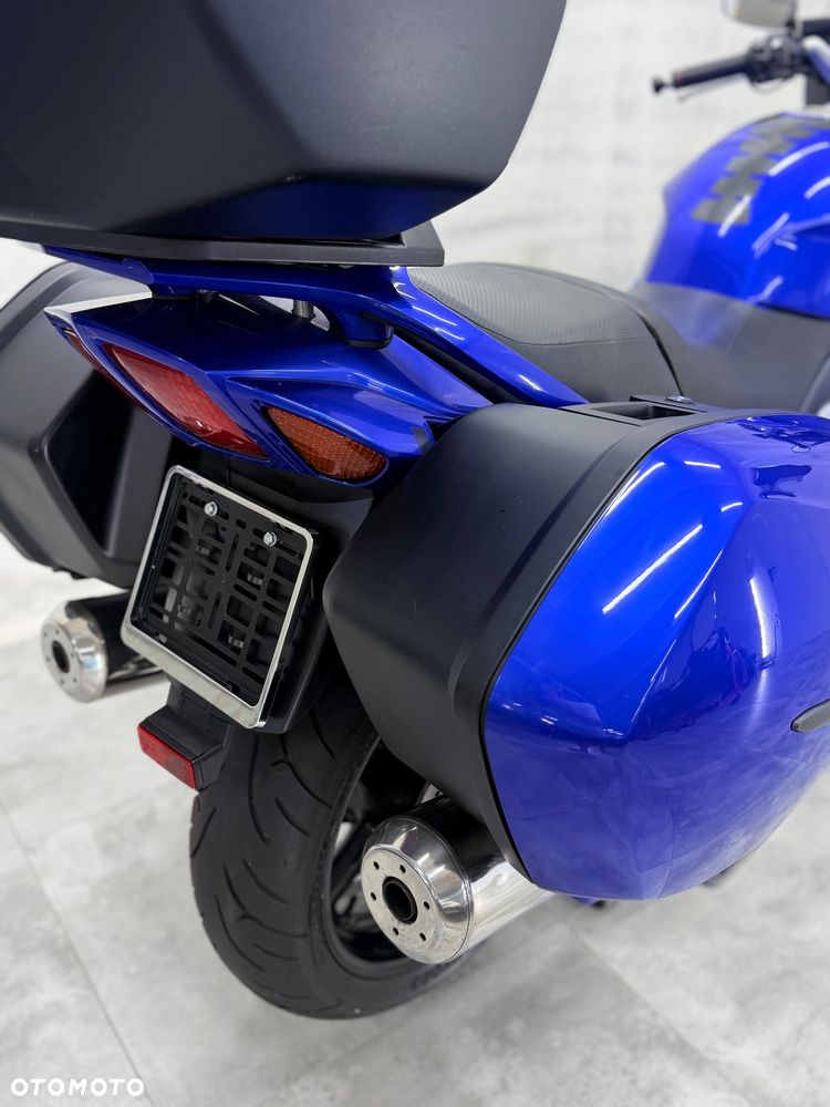 Yamaha FJR - 15