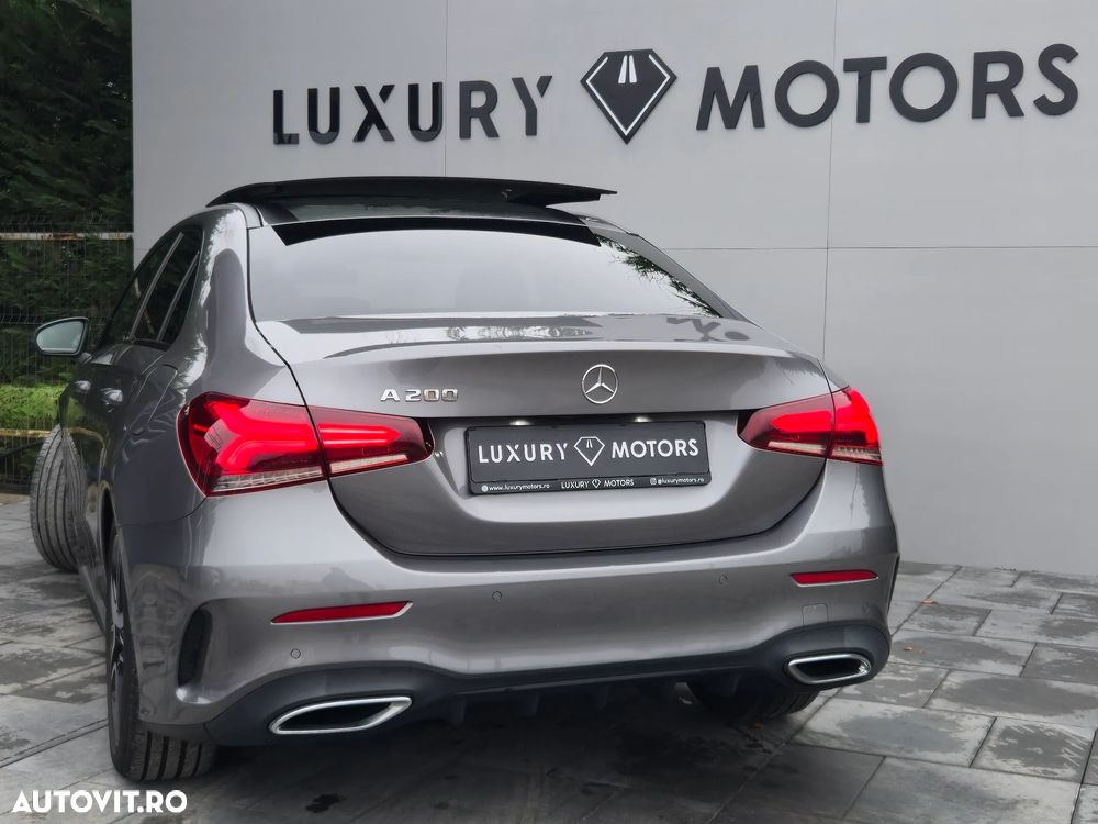 Mercedes-Benz A 200 7G-DCT AMG Line - 32