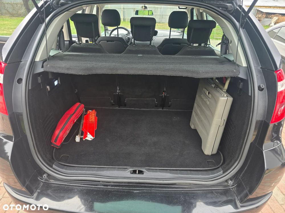 Citroën C4 Picasso - 25