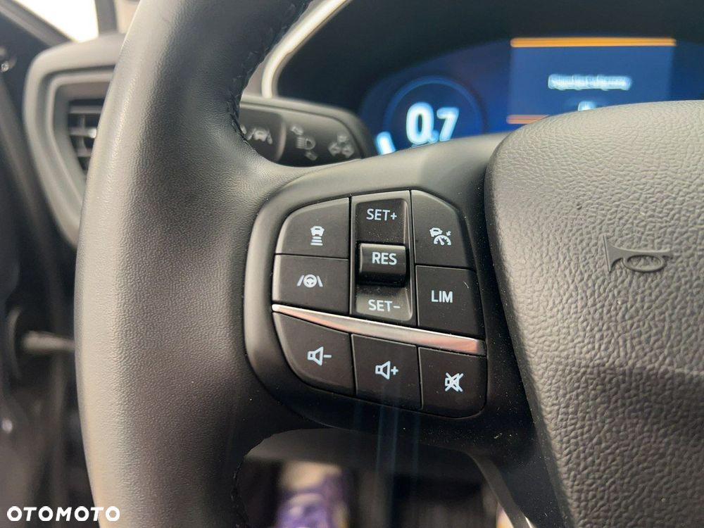 Ford Focus - 23