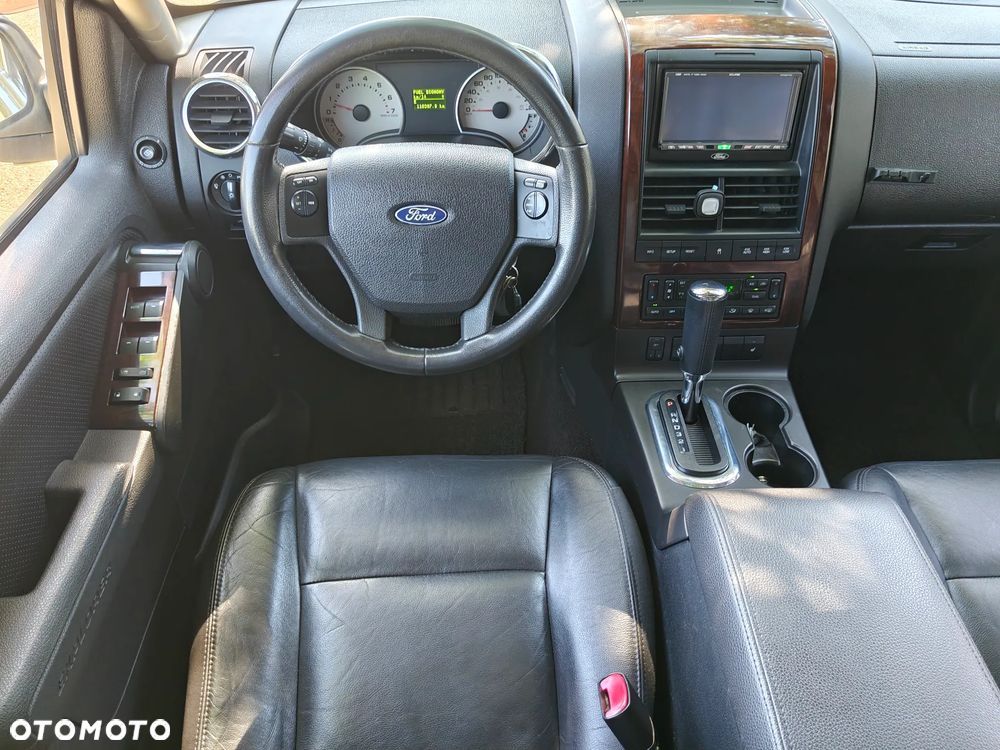 Ford Explorer 4.6 - 11