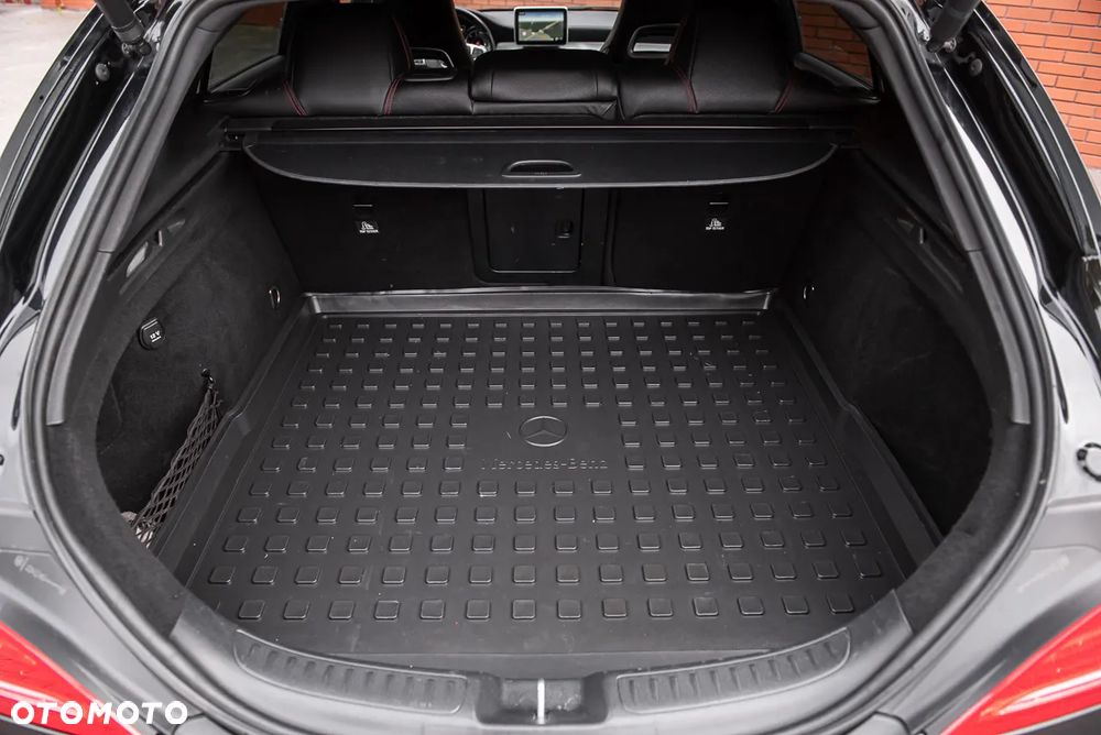 Mercedes-Benz CLA AMG 45 4Matic AMG Sp.sh 7G-DCT - 23