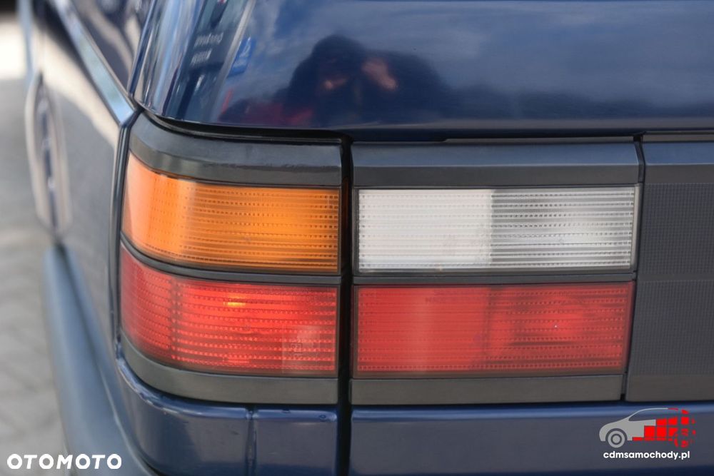 Volkswagen Passat - 14
