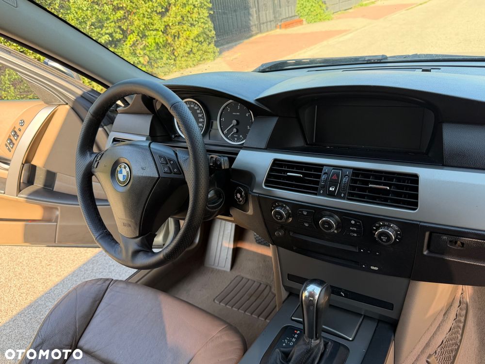 BMW Seria 5 530d - 36
