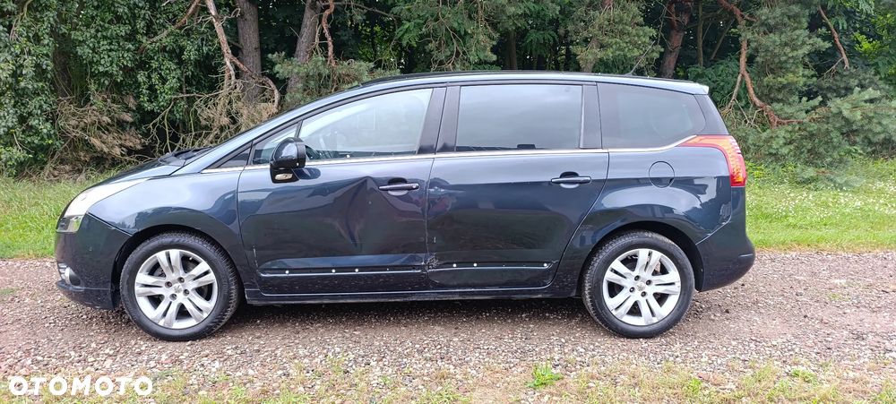 Peugeot 5008 - 1