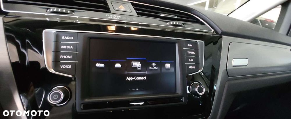 Volkswagen Touran - 40