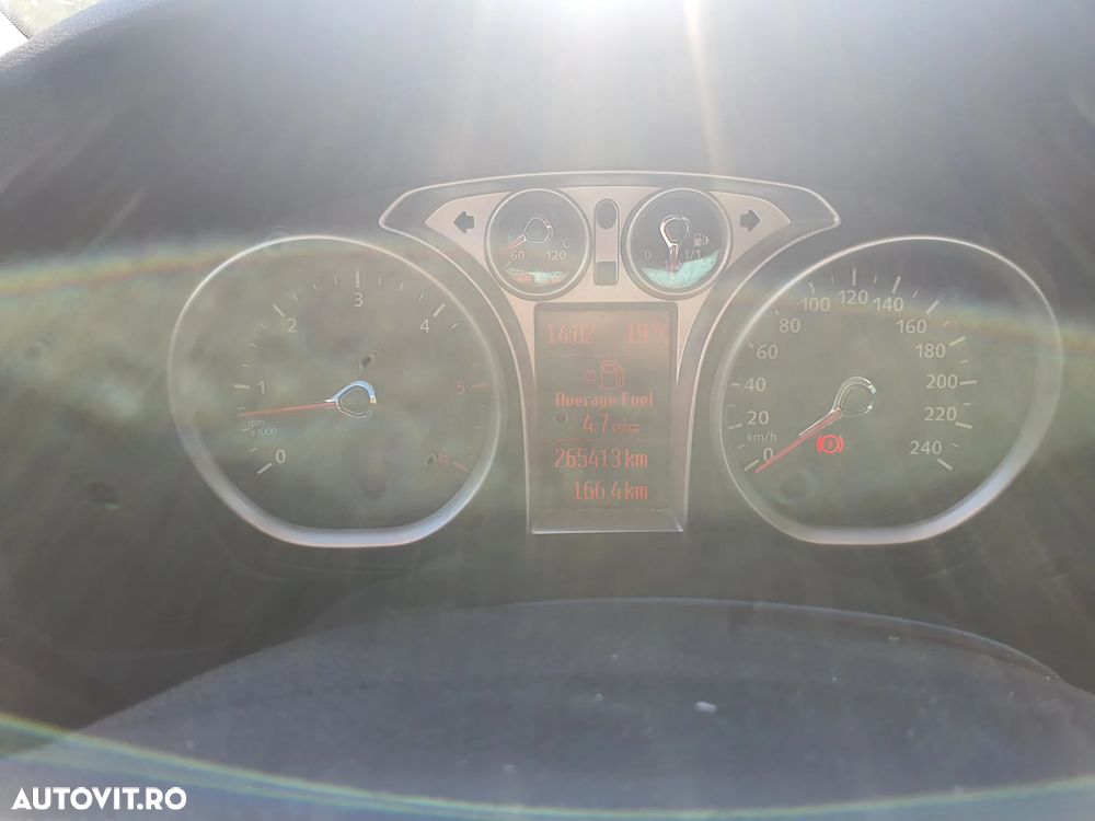 Ford Focus - 5
