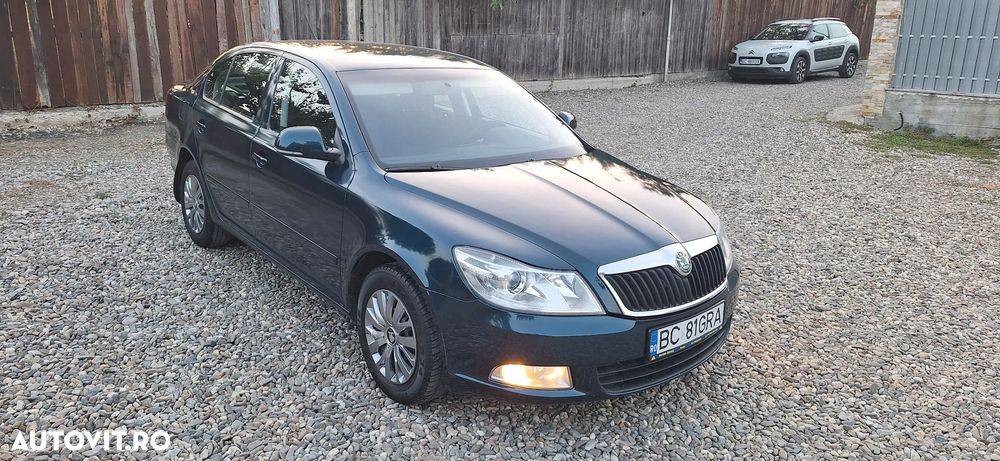Skoda Octavia 1.6 TDI Ambiente - 2