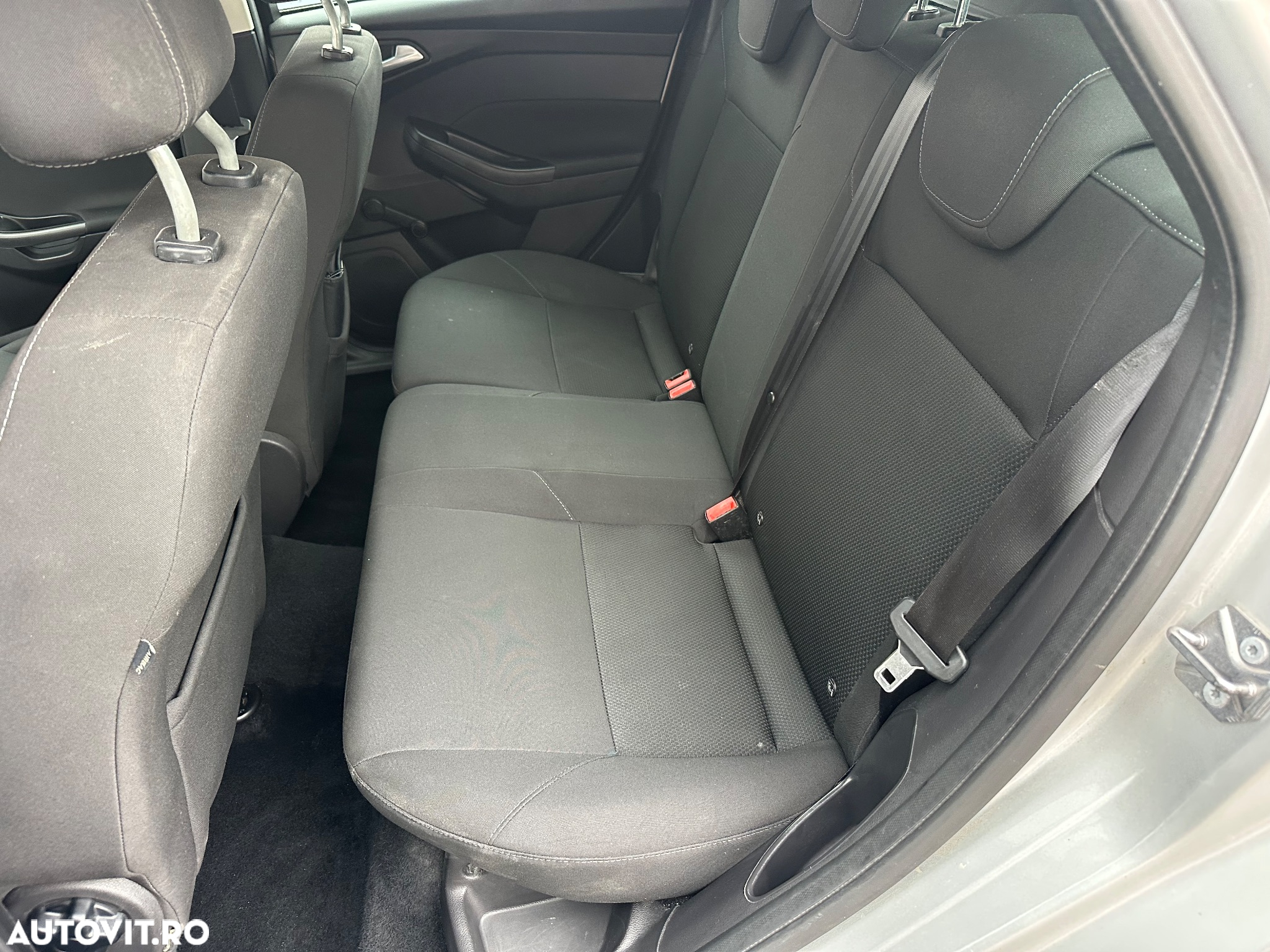 Ford Focus 1.5 EcoBlue Start-Stopp-System TITANIUM STYLE - 13