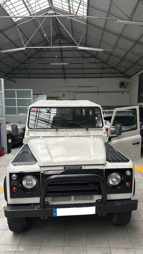 Land Rover Defender 110 S Limited - 9