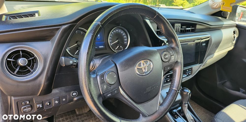 Toyota Corolla 1.6 Prestige MS EU6 - 10