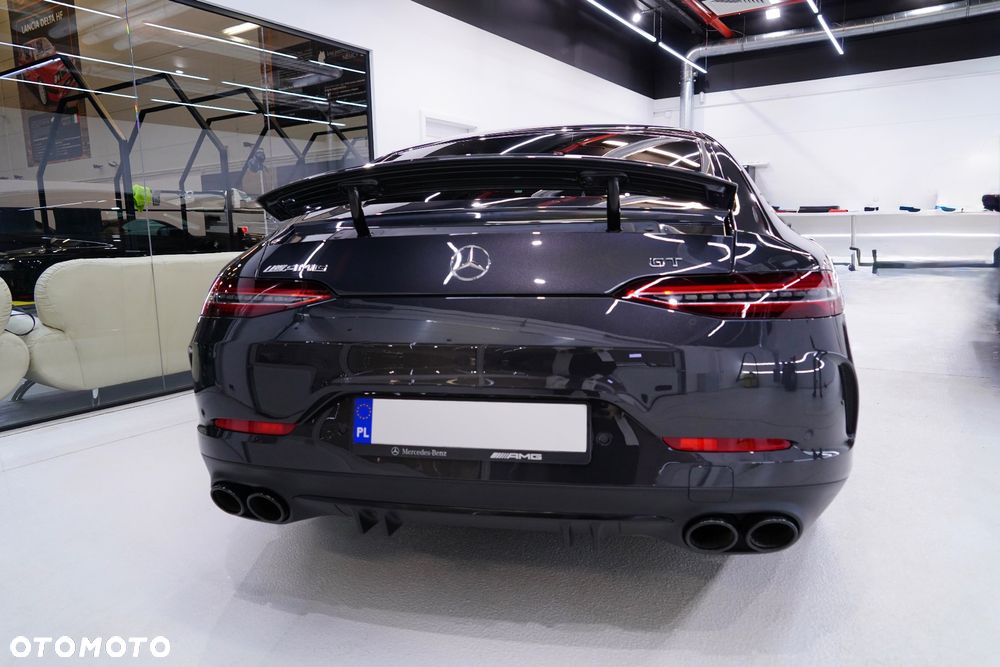Mercedes-Benz AMG GT 43 4-Matic+ - 27