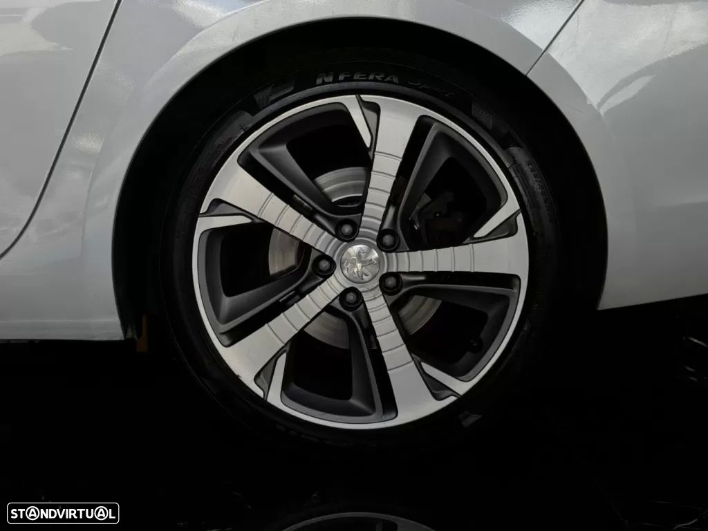 Peugeot 308 SW 2.0 BlueHDi GT - 18