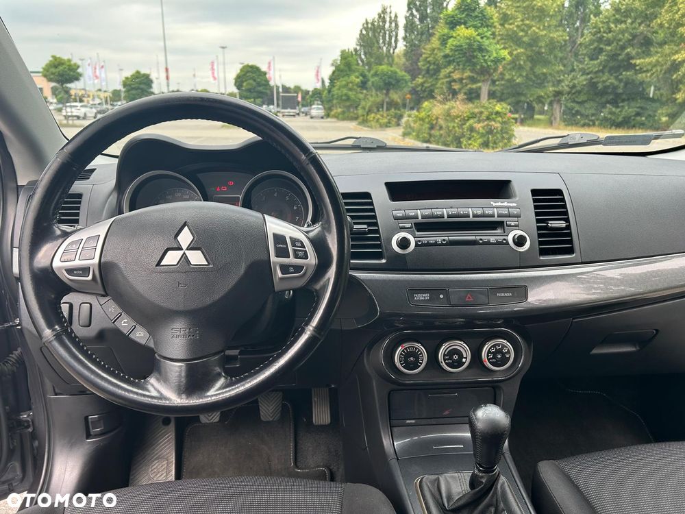 Mitsubishi Lancer - 20