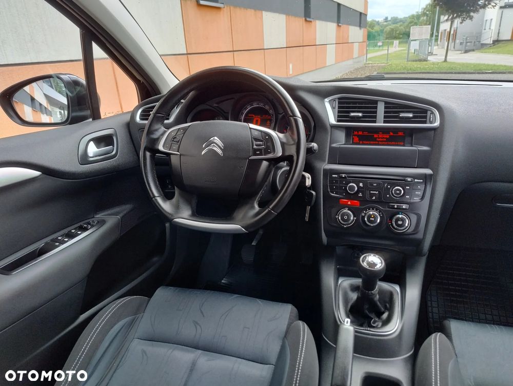 Citroën C4 VTi 95 Attraction - 14