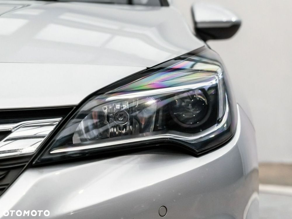 Opel Astra 1.6 CDTI Enjoy S&S - 9