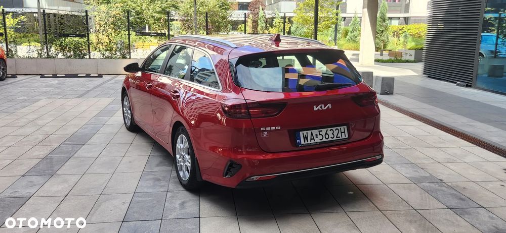 Kia Ceed 1.5 T-GDI M DCT - 11