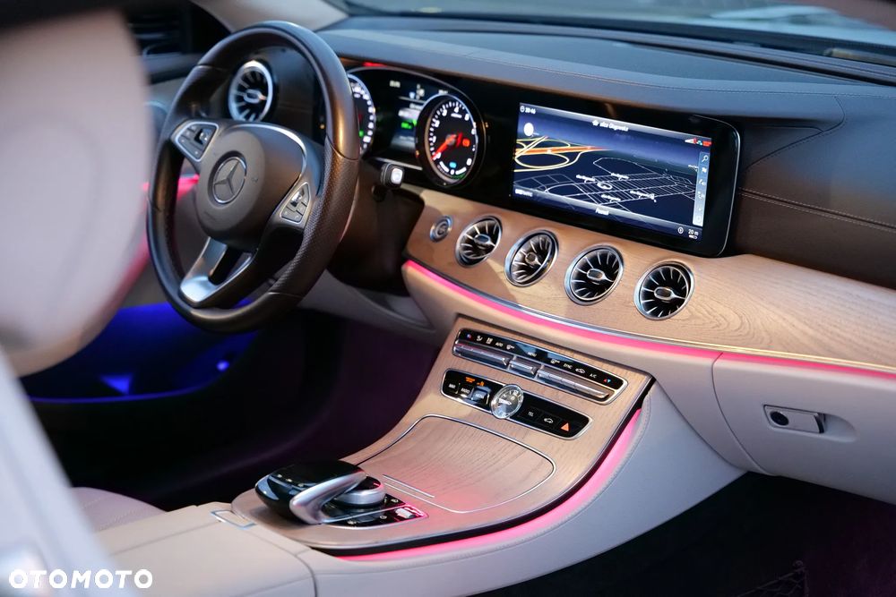 Mercedes-Benz Klasa E 350 9G-TRONIC - 21