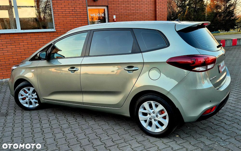Kia Carens 1.7 CRDi S 7os - 29