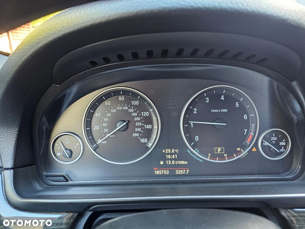 BMW Seria 5 535i xDrive - 30