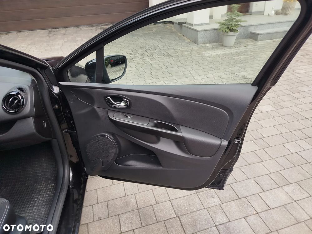 Renault Clio 1.2 16V 75 LIMITED - 31