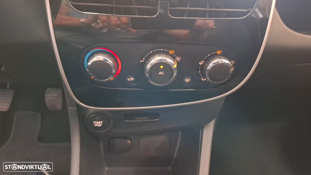 Renault Clio Sport Tourer 0.9 TCE Confort - 13