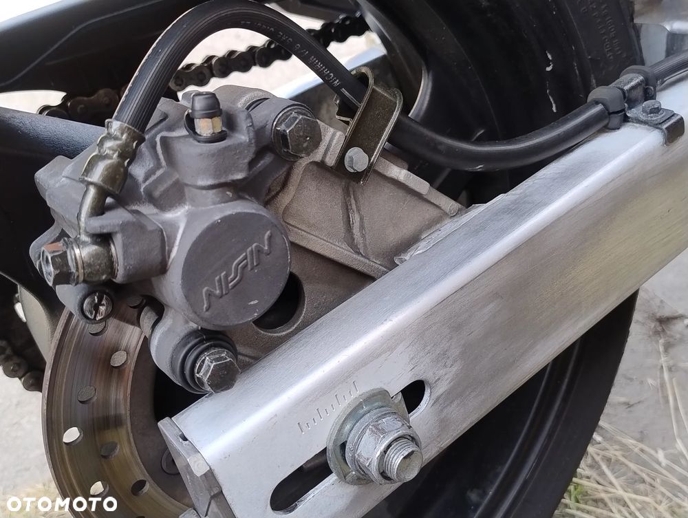 Honda Hornet - 20