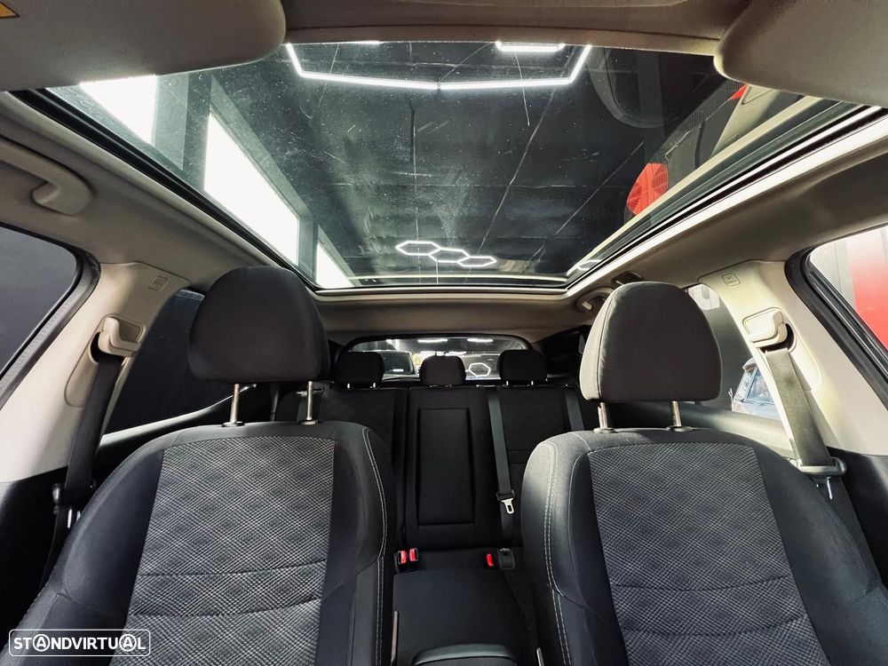 Nissan Qashqai 1.5 dCi N-Connecta 18 - 33