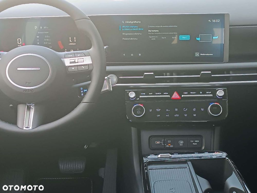 Hyundai Tucson 1.6 T-GDi HEV Smart 4WD - 32