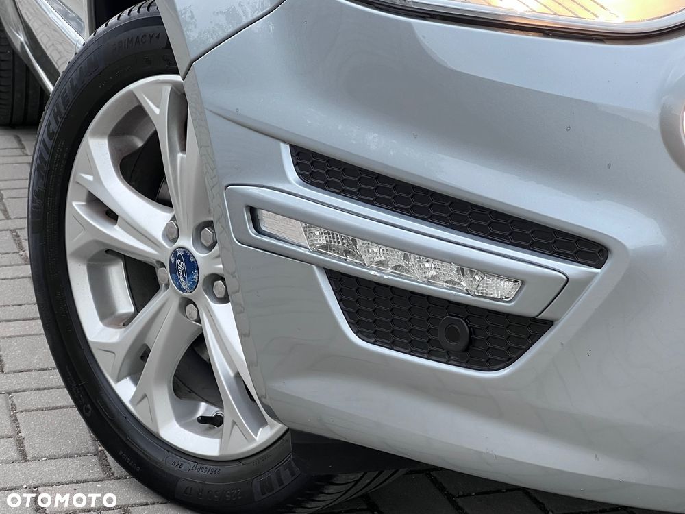 Ford S-Max 2.0 Viva Titanium - 30