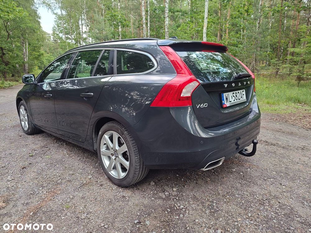 Volvo V60 D4 Momentum - 7